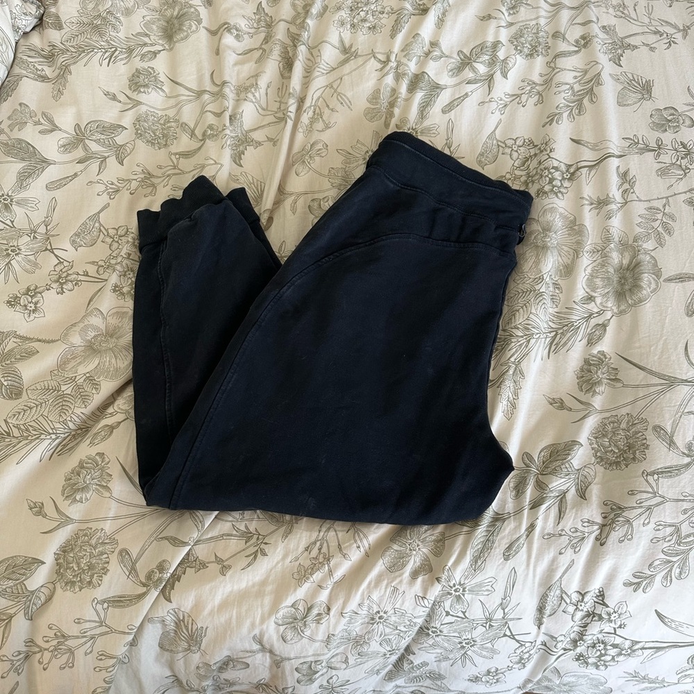 Joy Lab black joggers